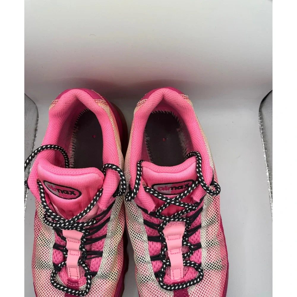 Nike 38 features perfect